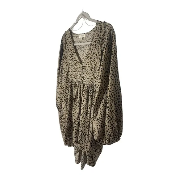 Umgee‎ Leopard Print V Neck Babydoll Large Blouse - Picture 2 of 6